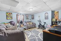 1500 Brinton Rd, Forest Hills Boro, PA 15221