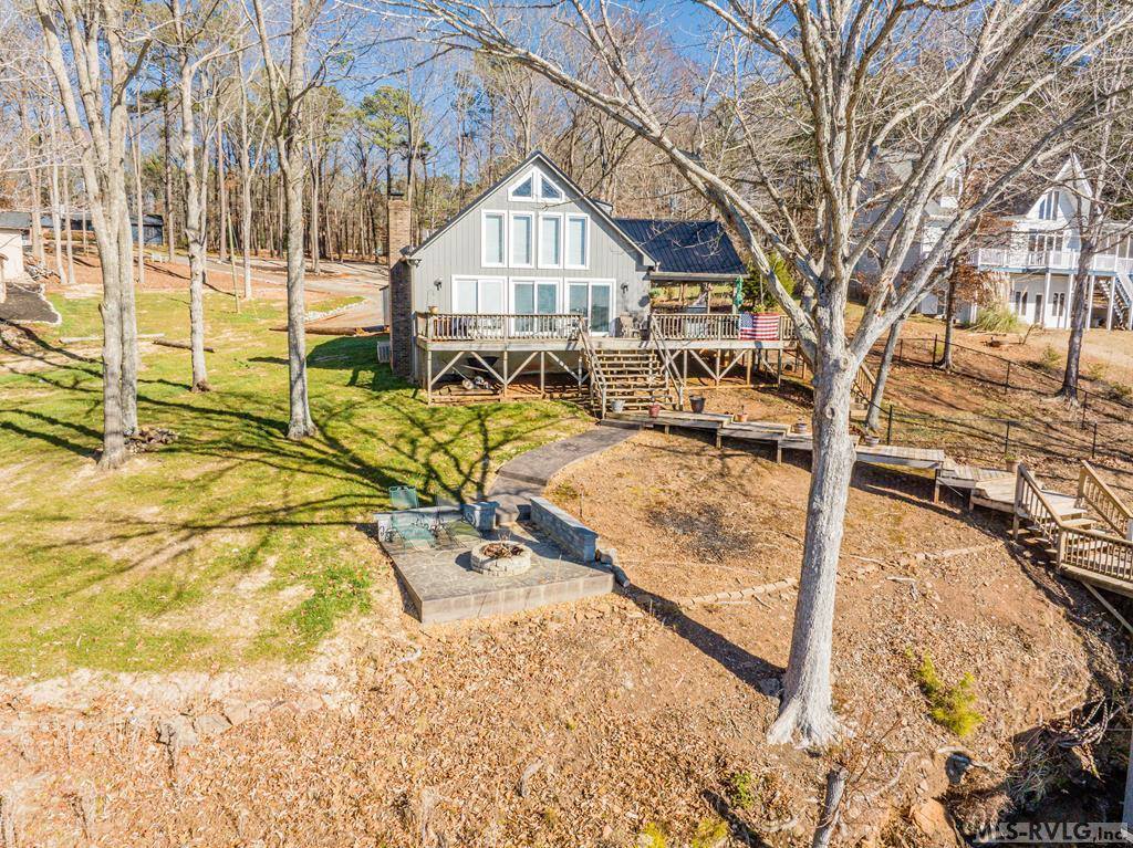 287 Lakeview Drive, Bracey, VA 23919