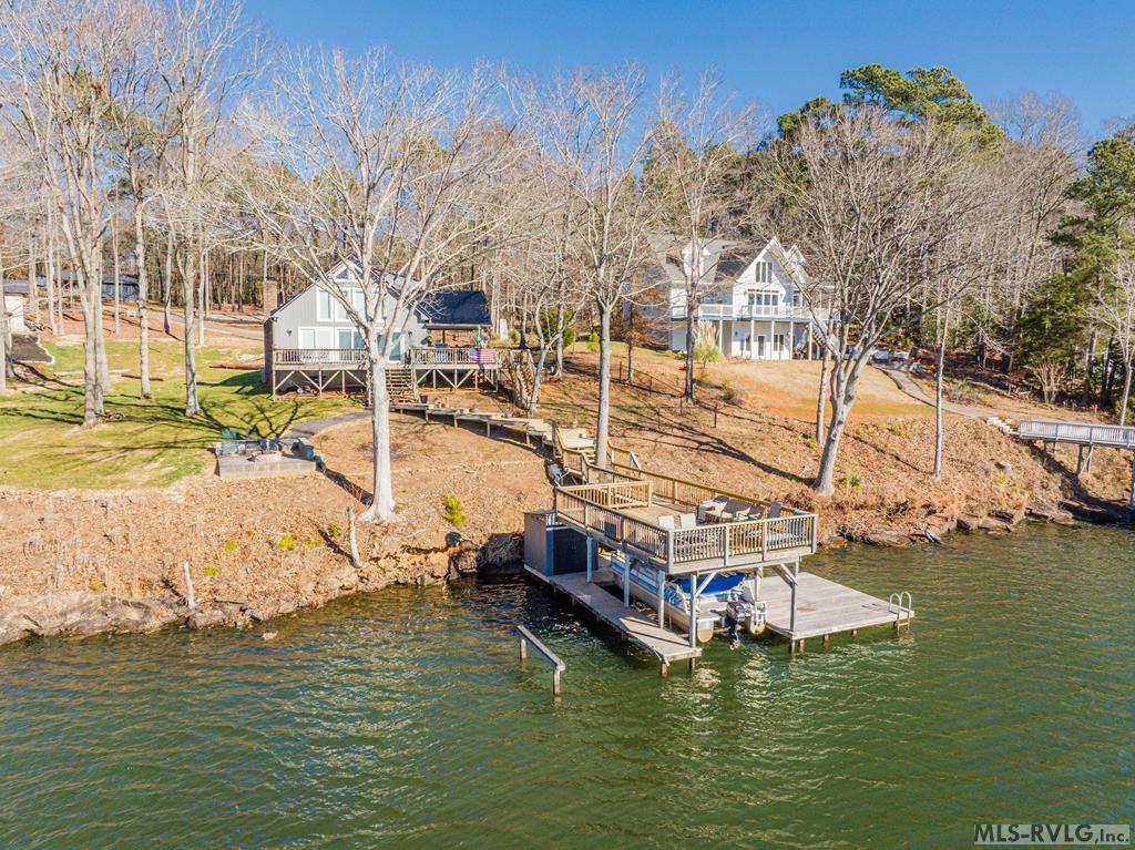 287 Lakeview Drive, Bracey, VA 23919