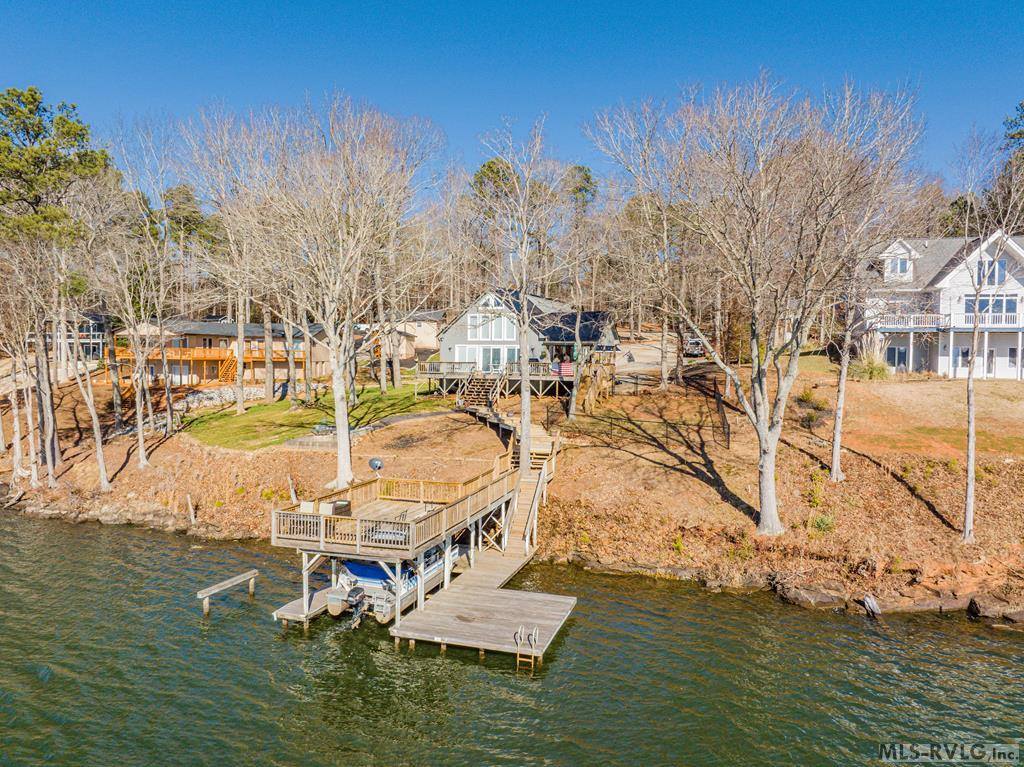 287 Lakeview Drive, Bracey, VA 23919