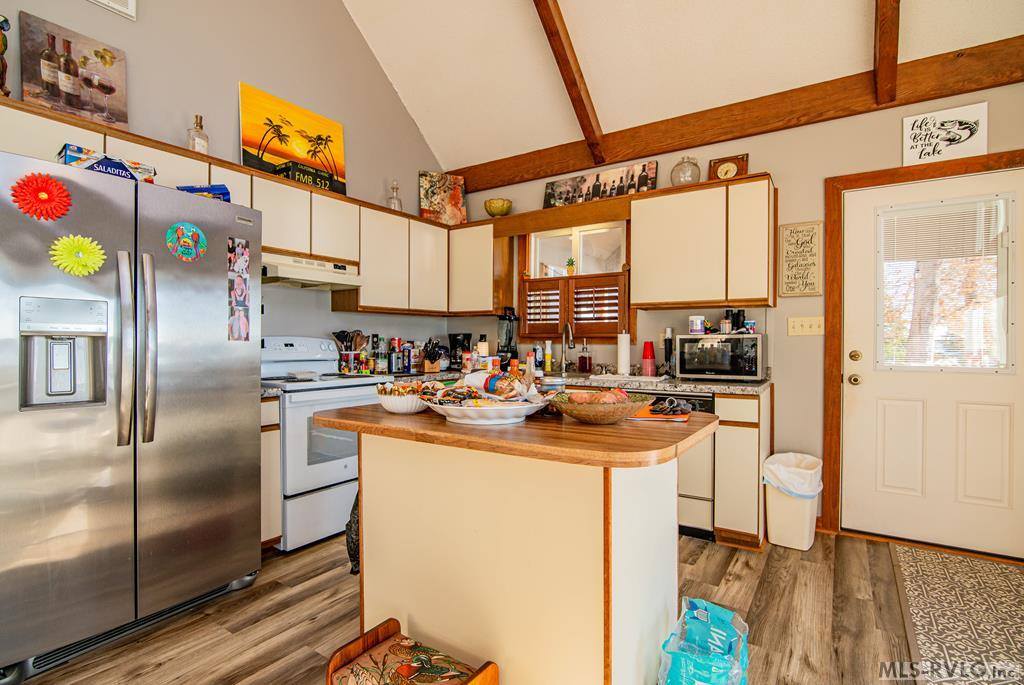 287 Lakeview Drive, Bracey, VA 23919