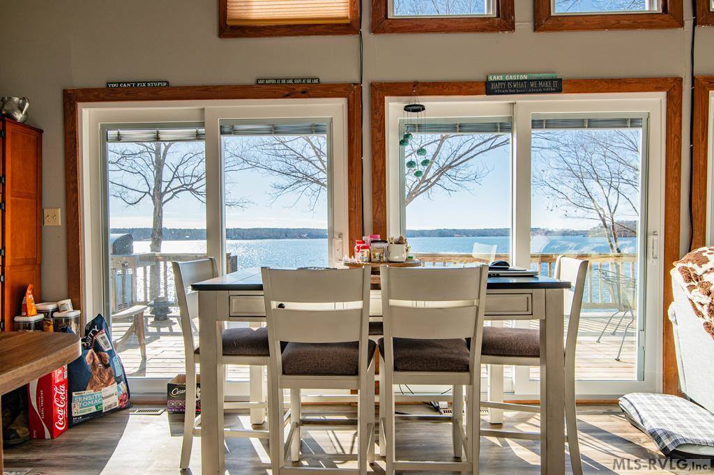 287 Lakeview Drive, Bracey, VA 23919