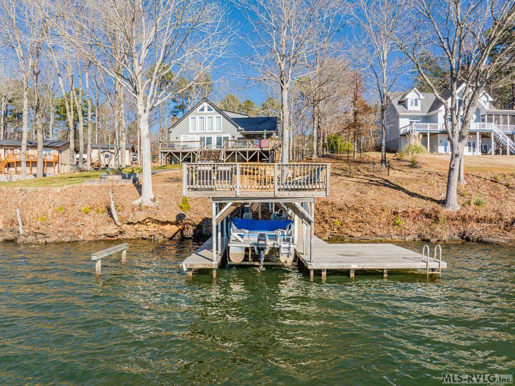 287 Lakeview Drive, Bracey, VA 23919