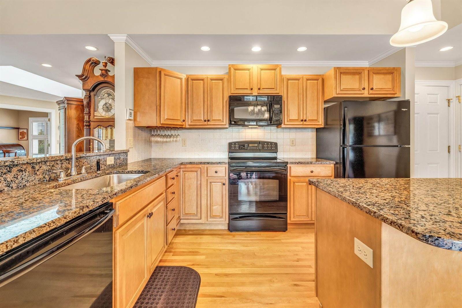 127 Chickadee Lane, Bangor, ME 04401