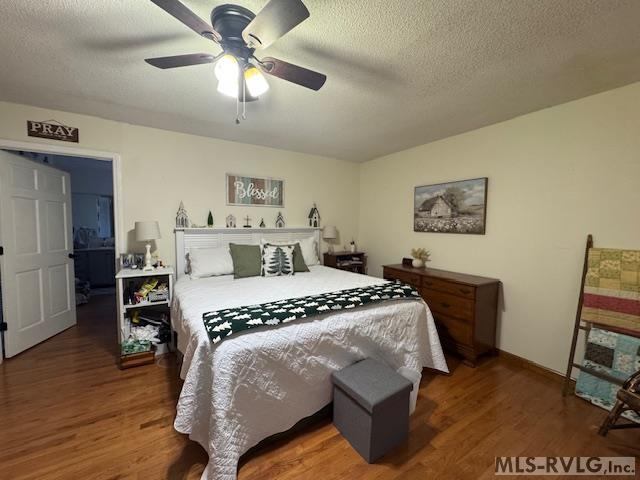 61 Longwood Dr, Bracey, VA 23919