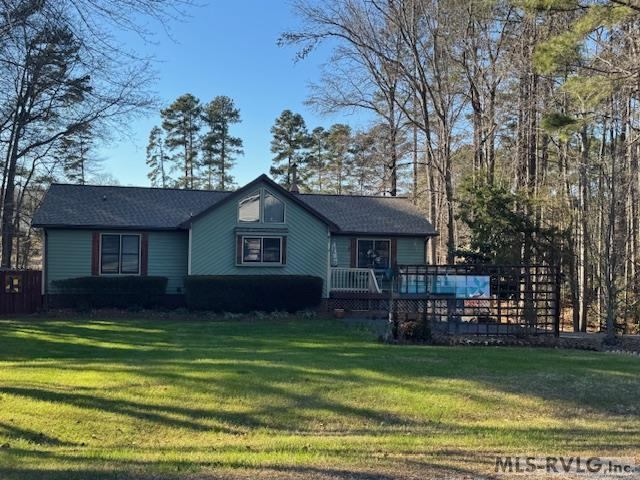 61 Longwood Dr, Bracey, VA 23919