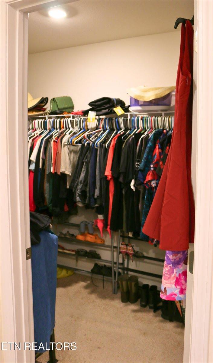 1642 Pebblestone Court, Morristown, TN 37814