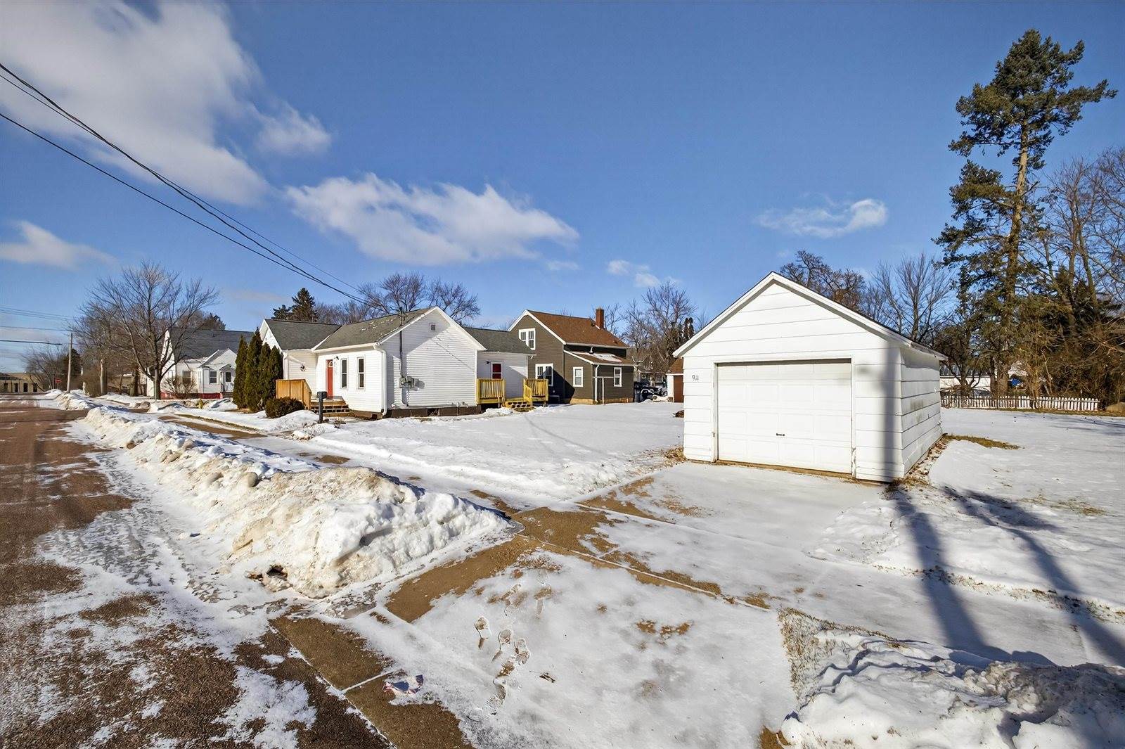 911 Avon Street, Wisconsin Rapids, WI 54494