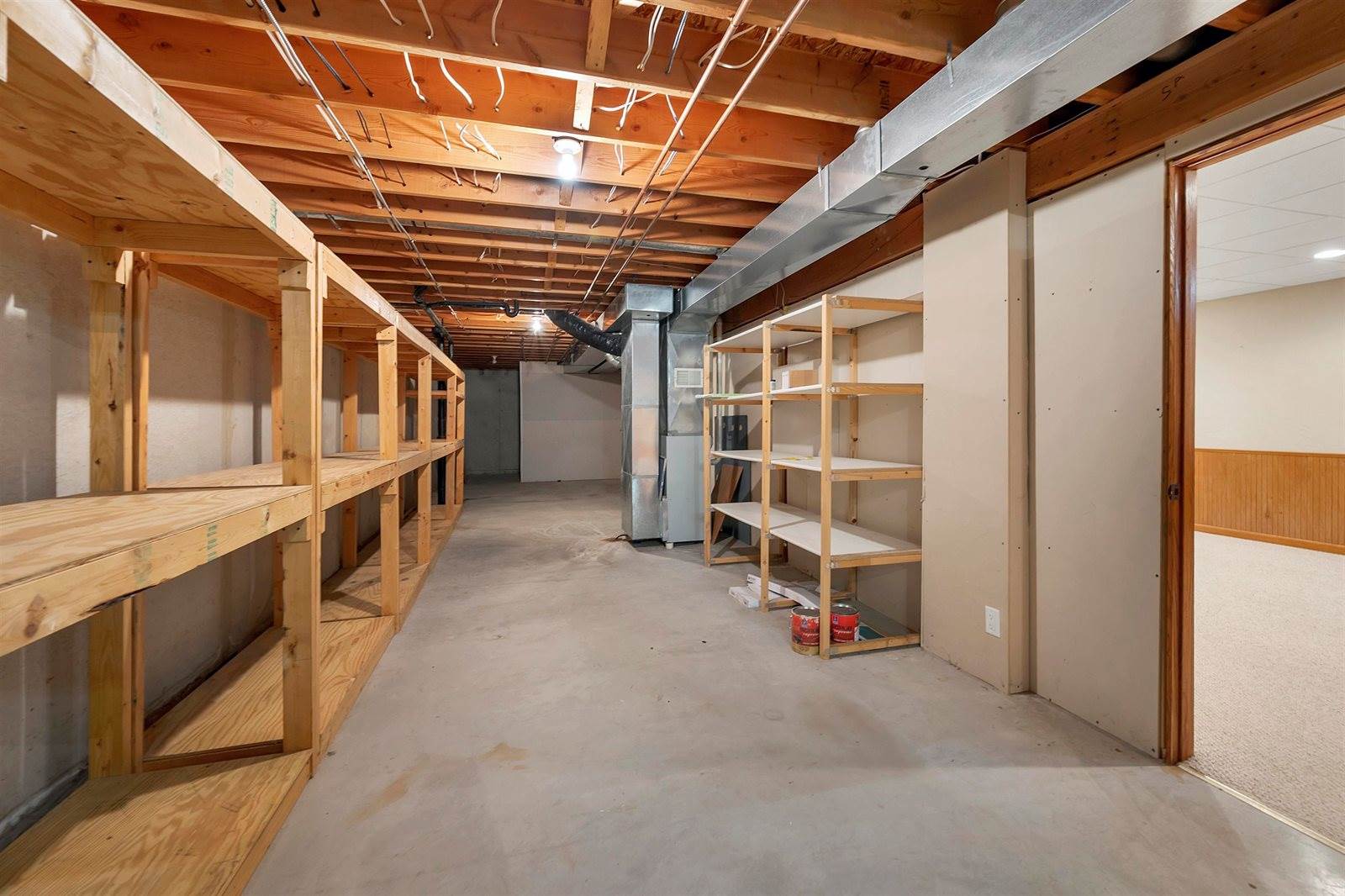 1225 Drews Drive, De Pere, WI 54115