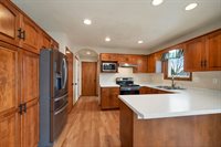 1225 Drews Drive, De Pere, WI 54115