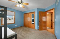 1225 Drews Drive, De Pere, WI 54115