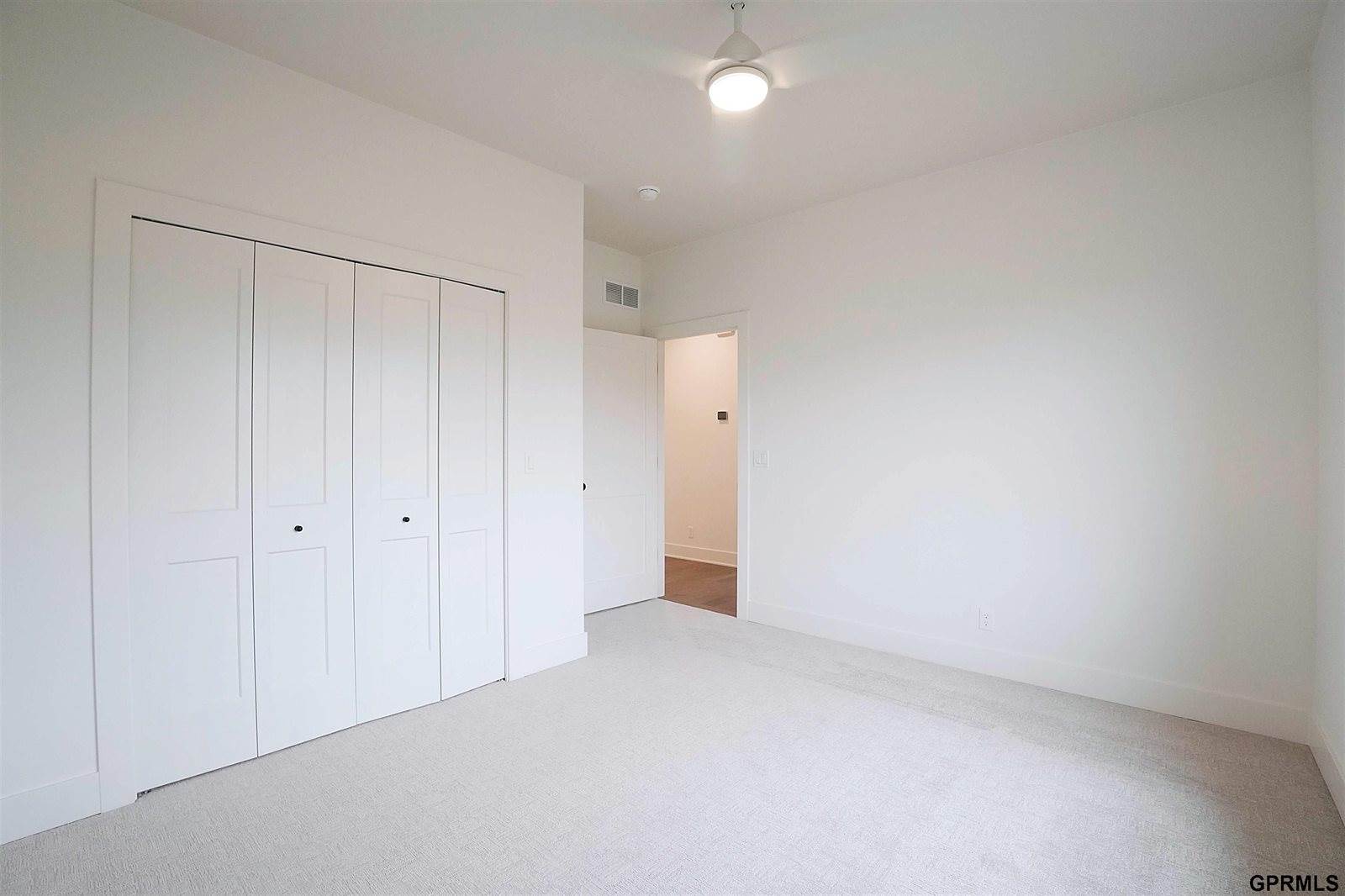 18104 Cooper Street, Gretna, NE 68028