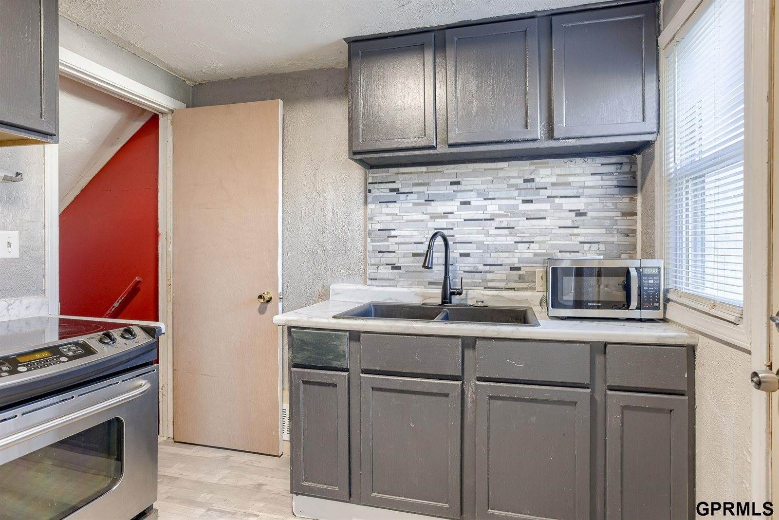 5818 North 24Th Street, Omaha, NE 68110