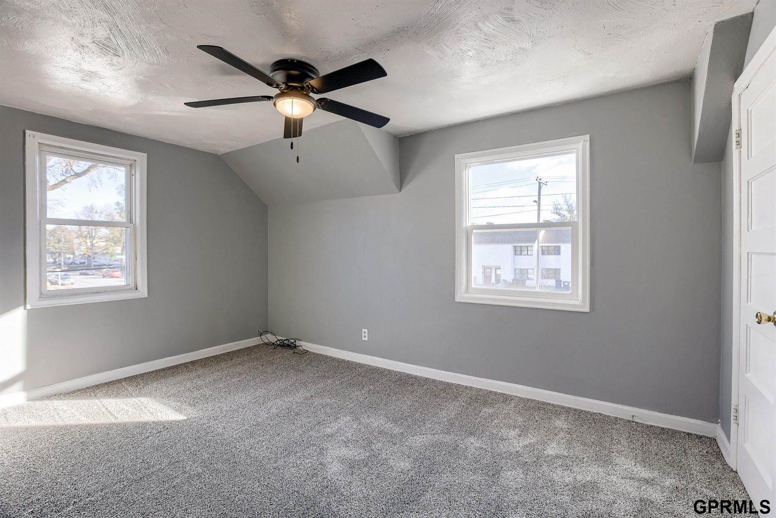 5818 North 24Th Street, Omaha, NE 68110