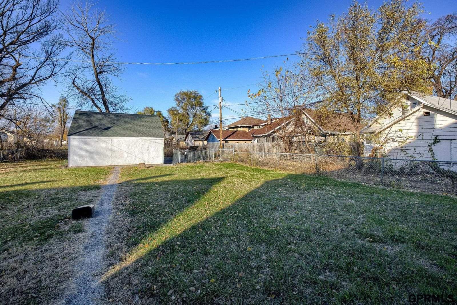 5818 North 24Th Street, Omaha, NE 68110