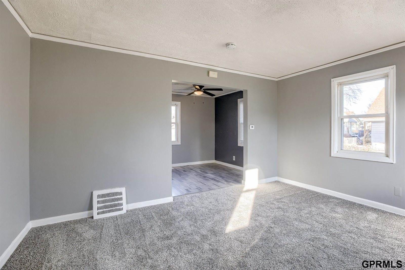 5818 North 24Th Street, Omaha, NE 68110