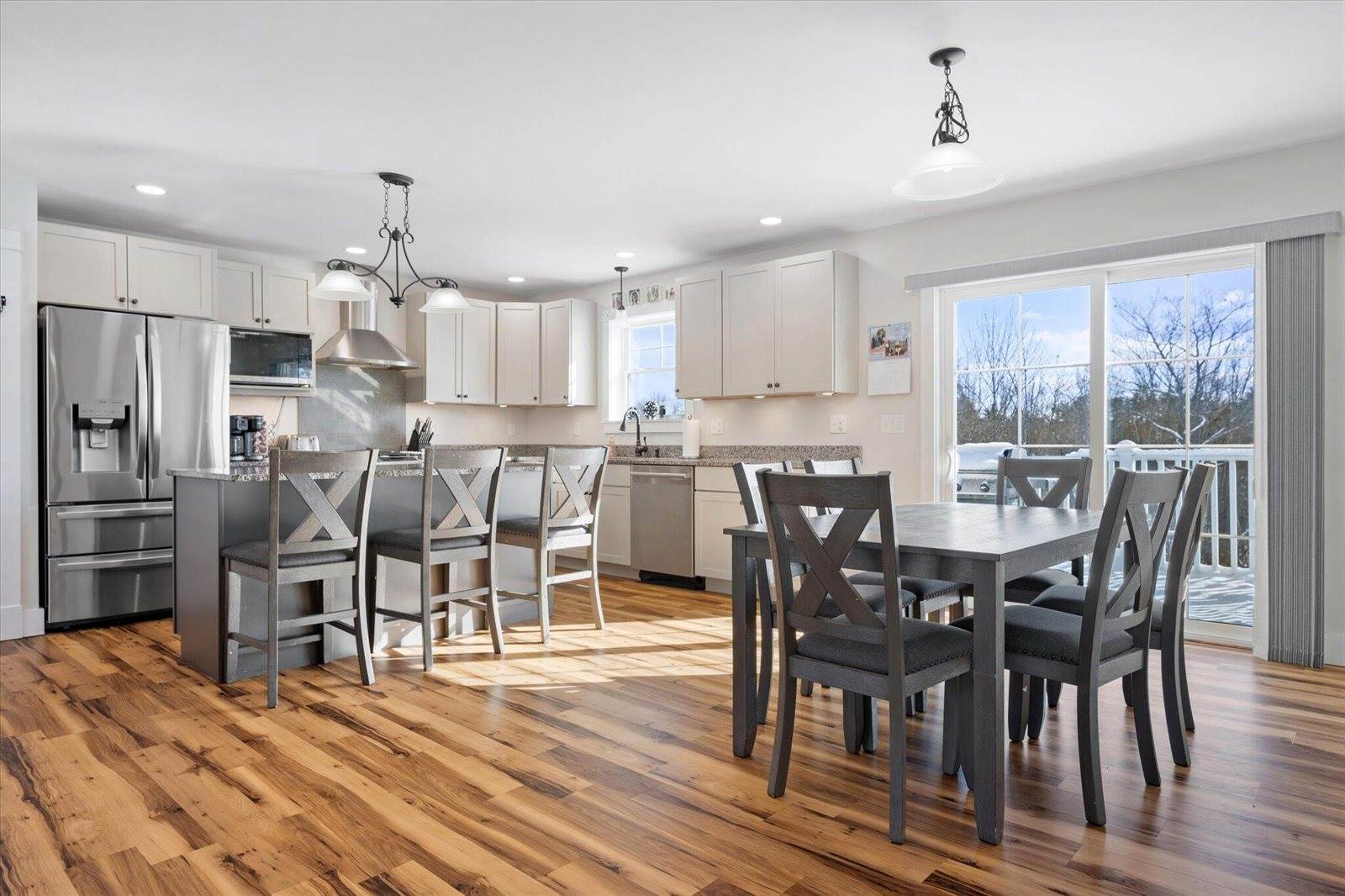 1197 Western Avenue, Hampden, ME 04444