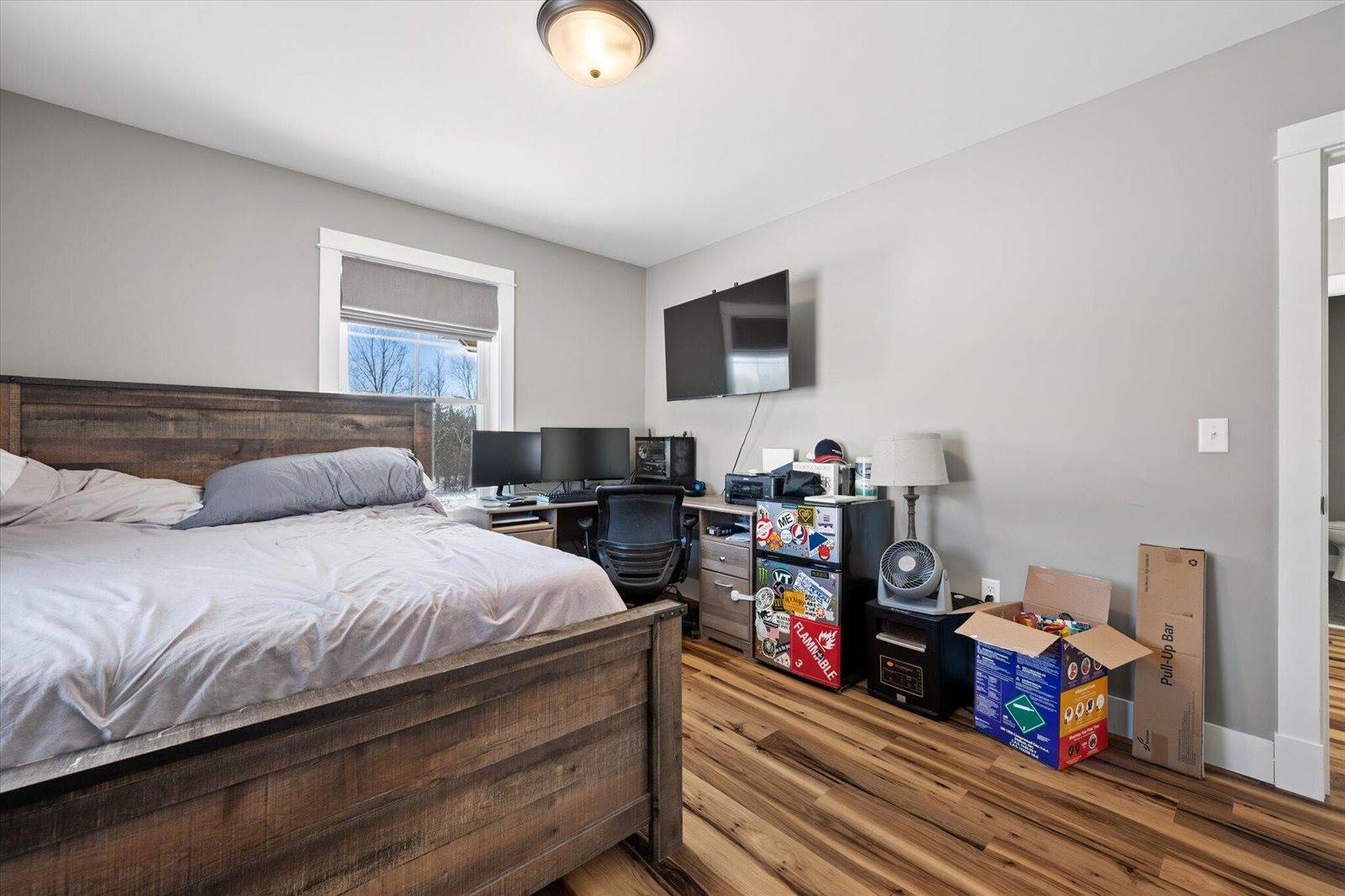 1197 Western Avenue, Hampden, ME 04444