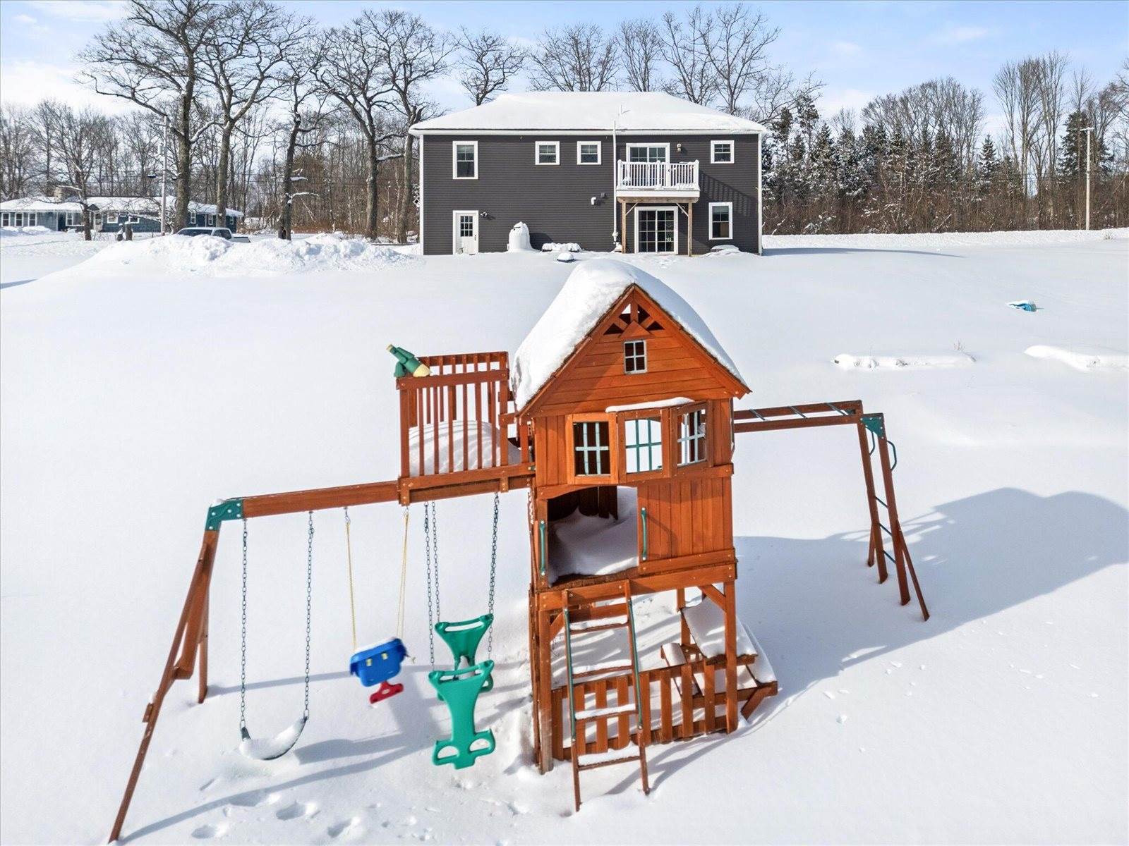 1197 Western Avenue, Hampden, ME 04444