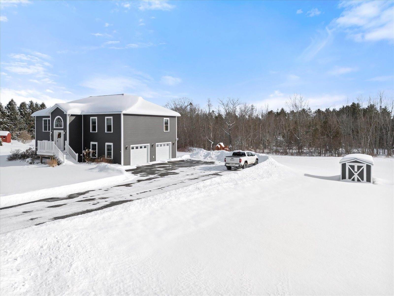 1197 Western Avenue, Hampden, ME 04444