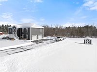 1197 Western Avenue, Hampden, ME 04444