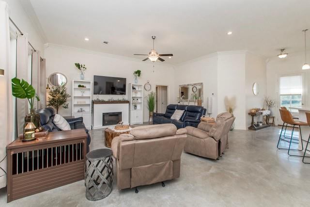 18409 Gallatin Drive, Loranger, LA 70446