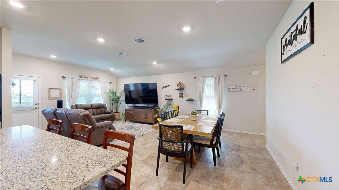 1010 Rosa Parks Drive, Killeen, TX 76543