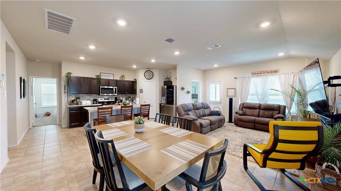 1010 Rosa Parks Drive, Killeen, TX 76543