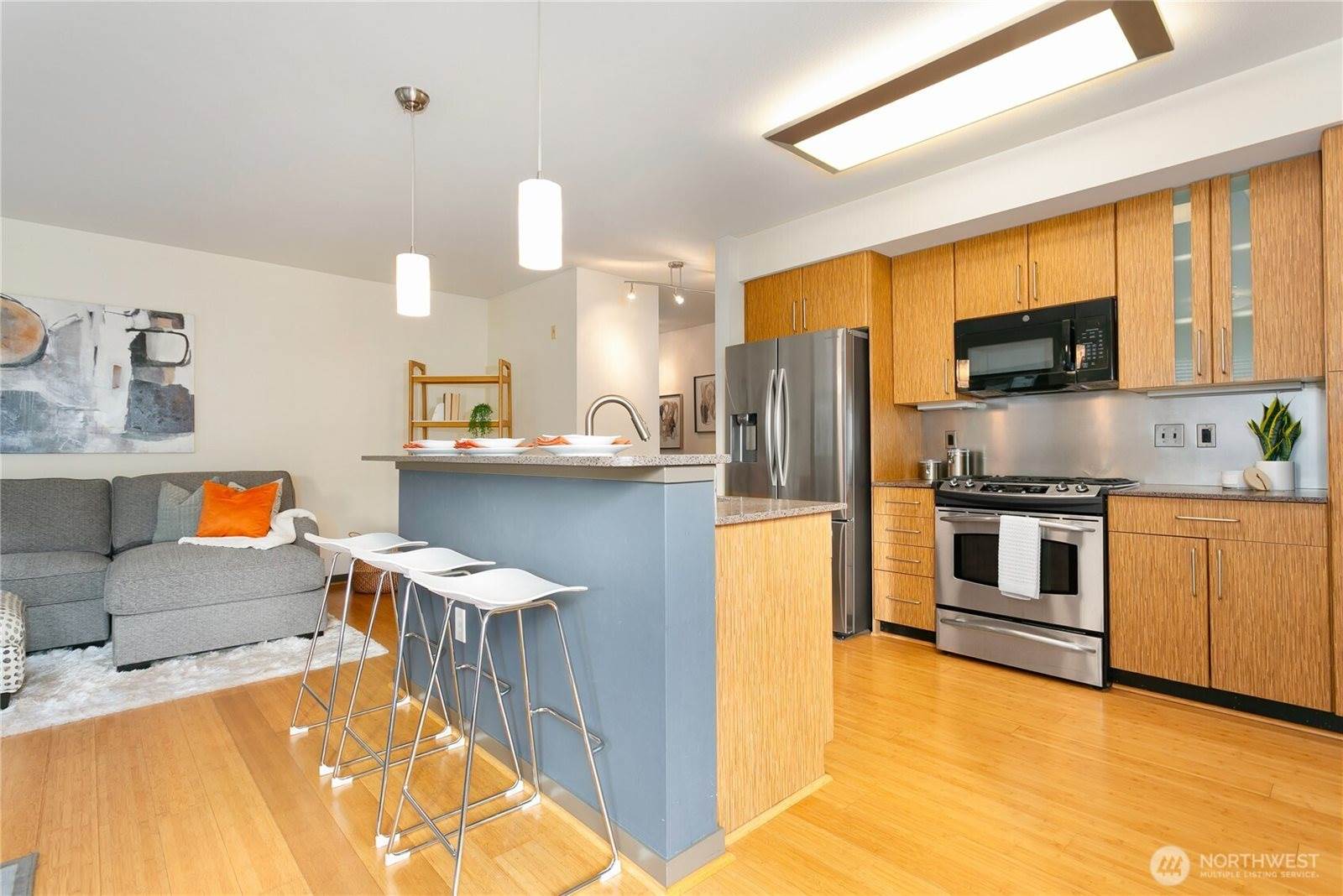 413 NE 70th Street, Seattle, WA 98115