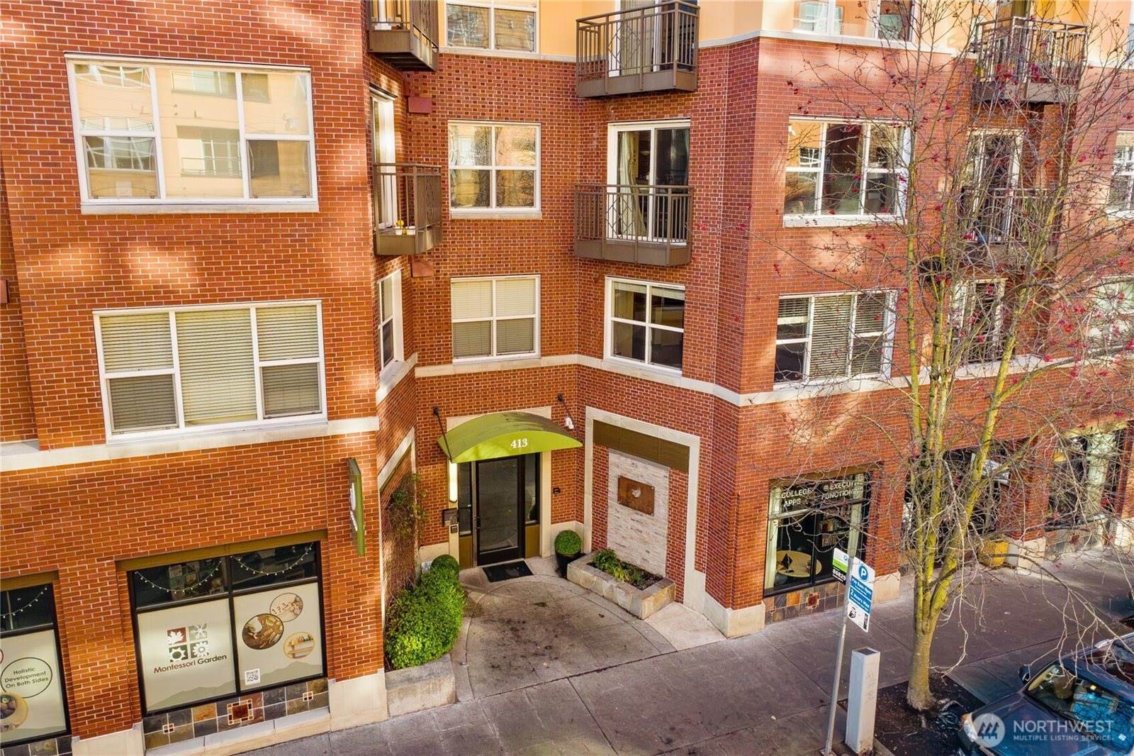 413 NE 70th Street, Seattle, WA 98115