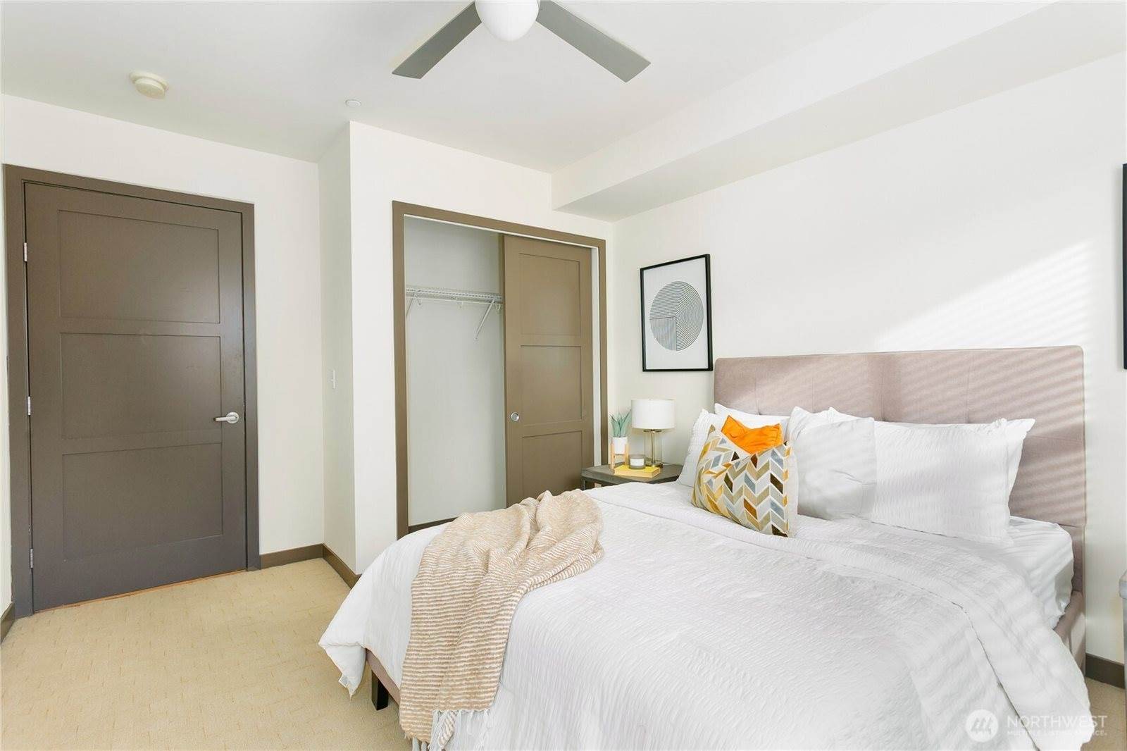 413 NE 70th Street, Seattle, WA 98115