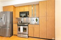 413 NE 70th Street, Seattle, WA 98115