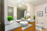 413 NE 70th Street, Seattle, WA 98115