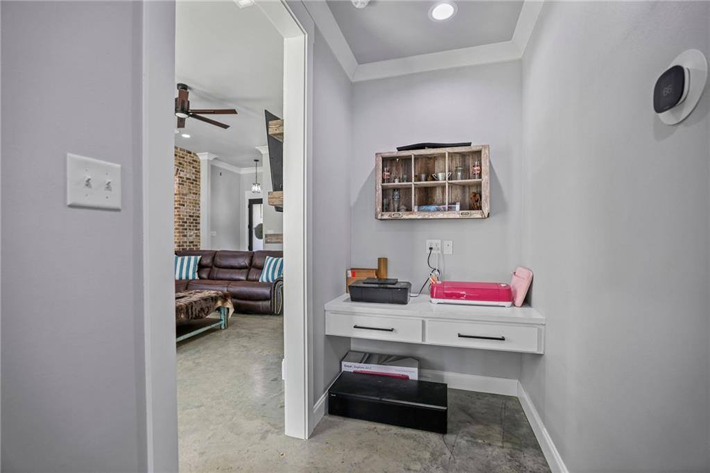 17045 Burks Avenue, Greenwell Springs, LA 70739