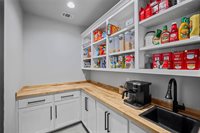 17045 Burks Avenue, Greenwell Springs, LA 70739