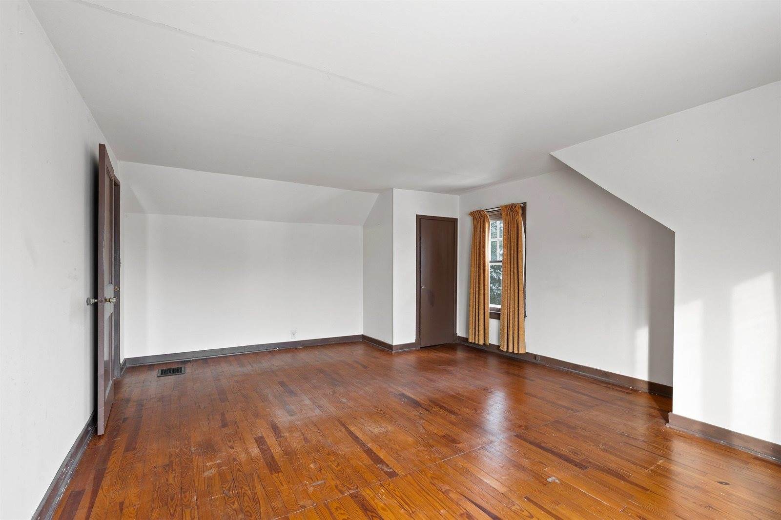 714 Maple Street, Neenah, WI 54956