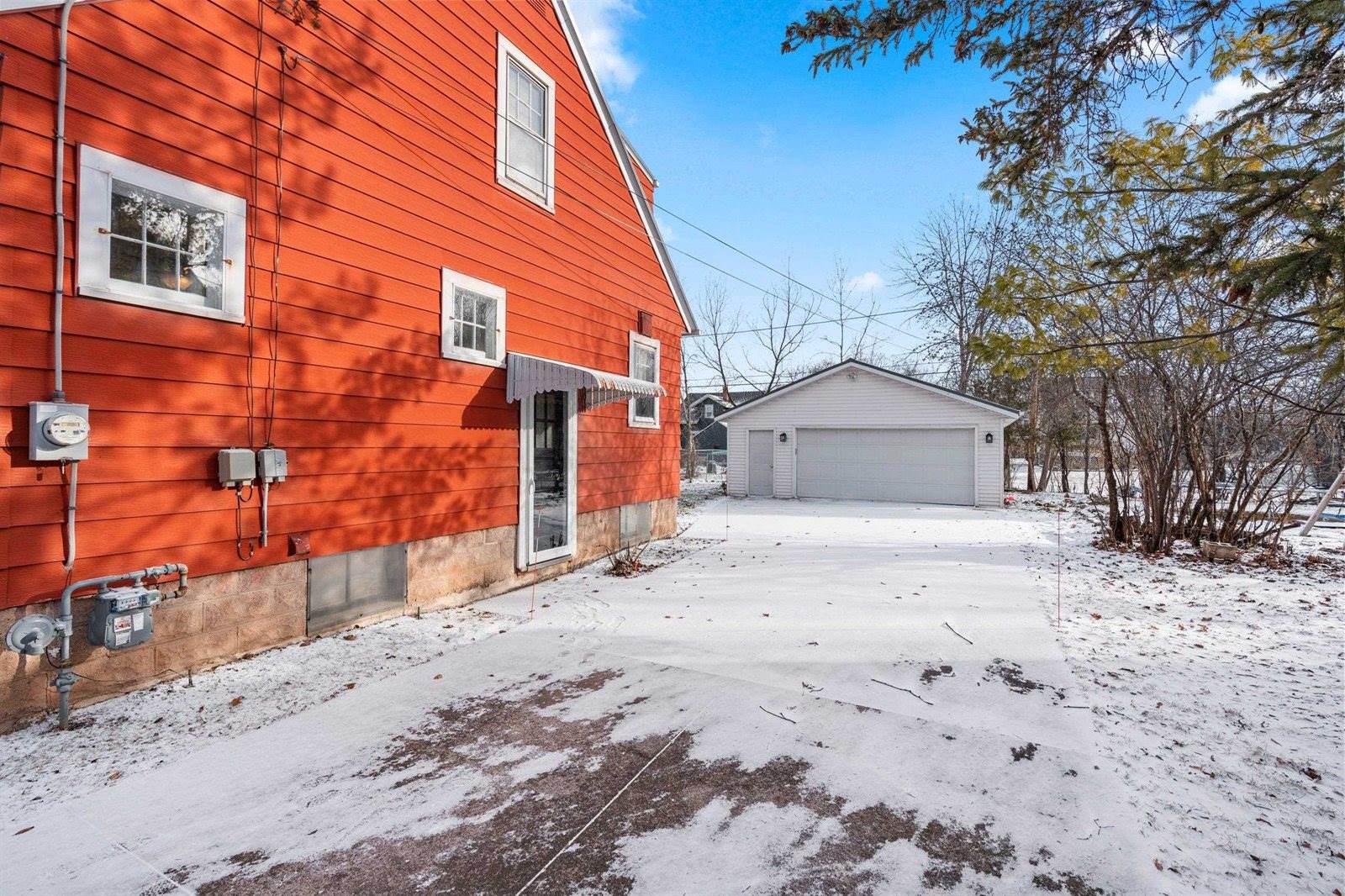 714 Maple Street, Neenah, WI 54956