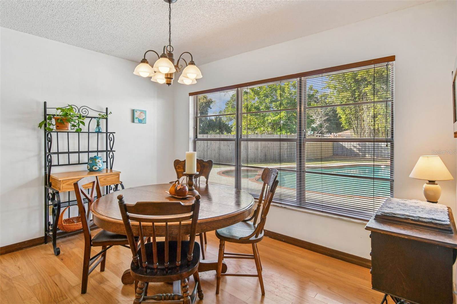 8012 Hook Circle, Orlando, FL 32836