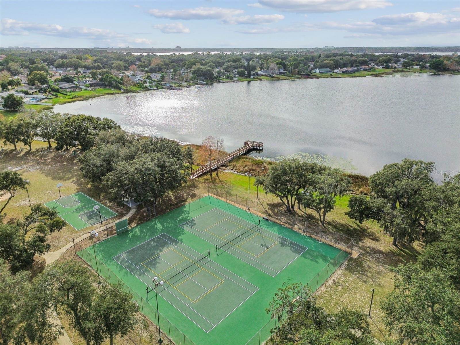 8012 Hook Circle, Orlando, FL 32836