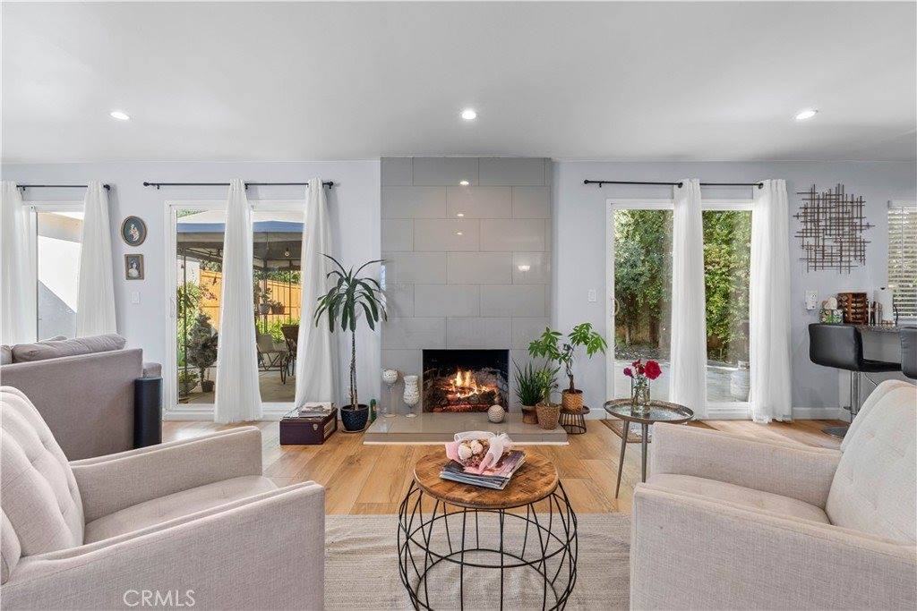 22229 Covello Street, Canoga Park, CA 91303