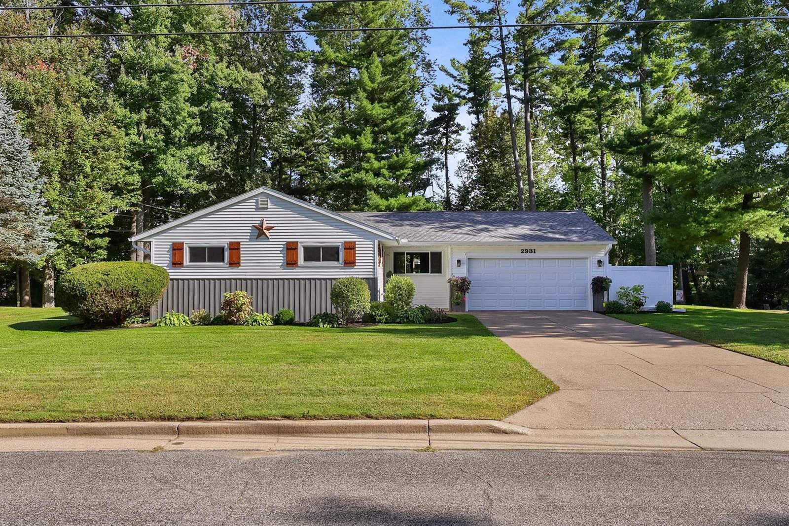 2931 Shady Lane, Wisconsin Rapids, WI 54494