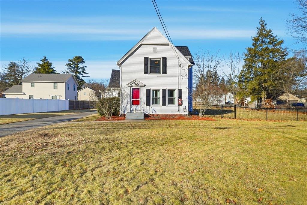 1201 Allen St, Springfield, MA 01118