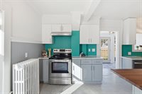 1201 Allen St, Springfield, MA 01118