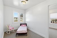 1201 Allen St, Springfield, MA 01118