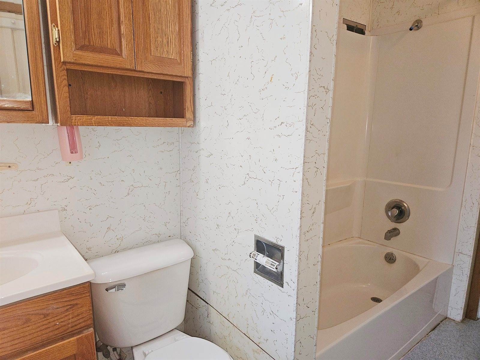 215 North Main St, Reeseville, WI 53579