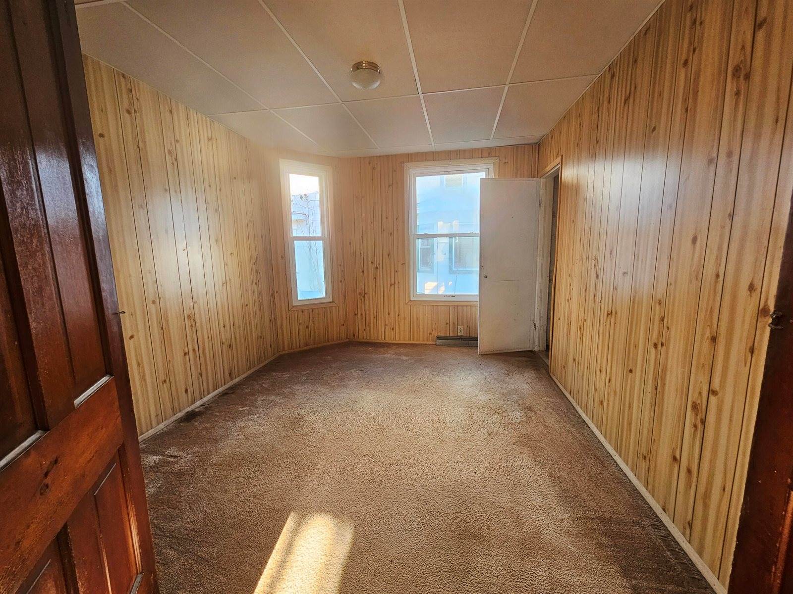 215 North Main St, Reeseville, WI 53579