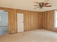 215 North Main St, Reeseville, WI 53579