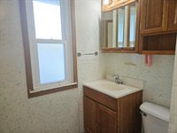 215 North Main St, Reeseville, WI 53579