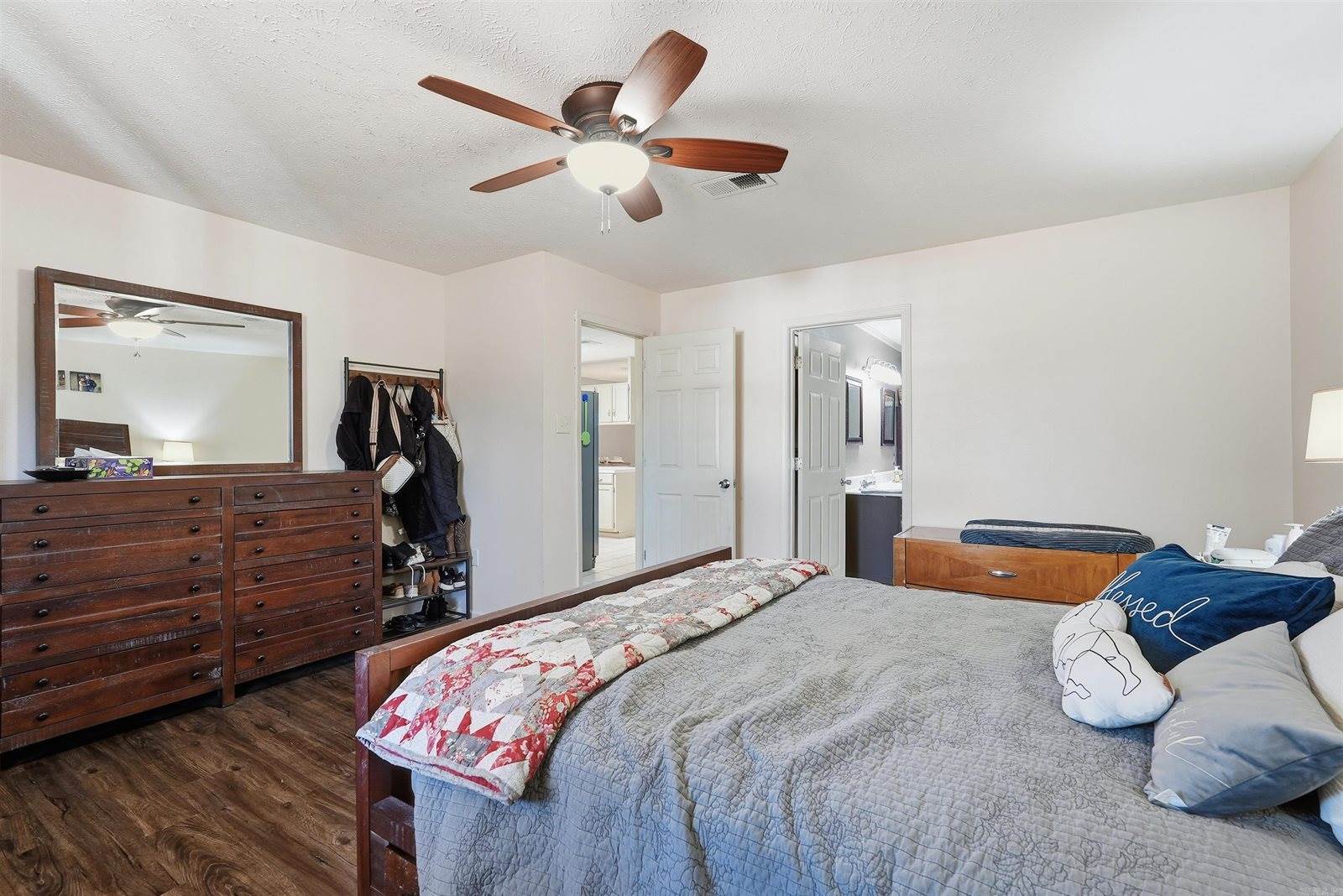 73 Protho Rd, Vilonia, AR 72173