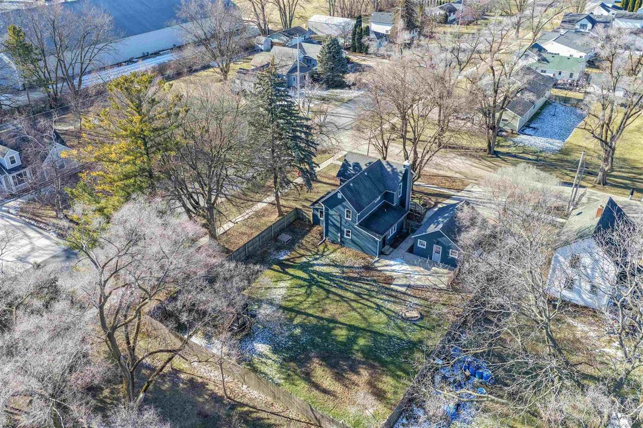44 West Madison, Darien, WI 53114